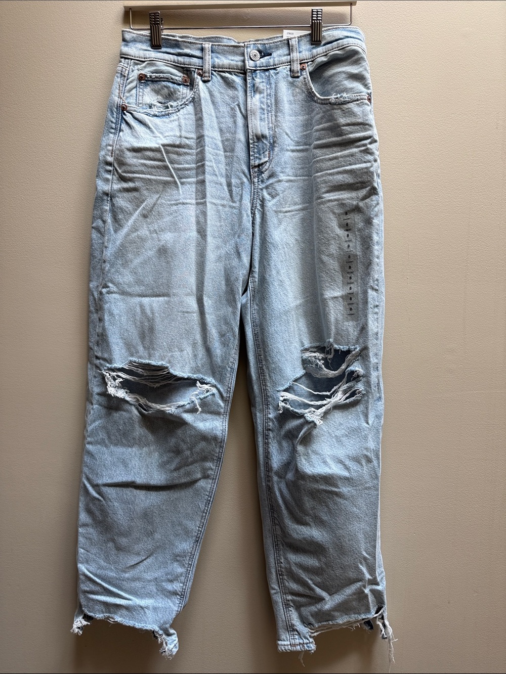 American Eagle Outfitters Light Blue super high rise baggy straight jeans